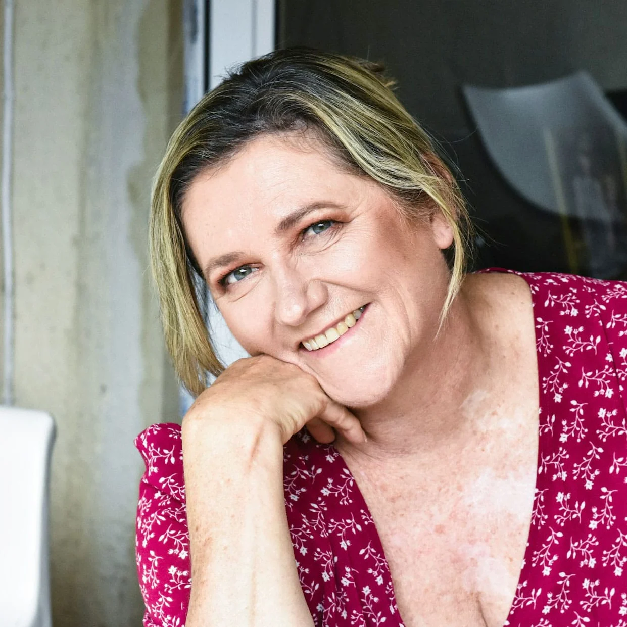 Sarah t loan lodge customer